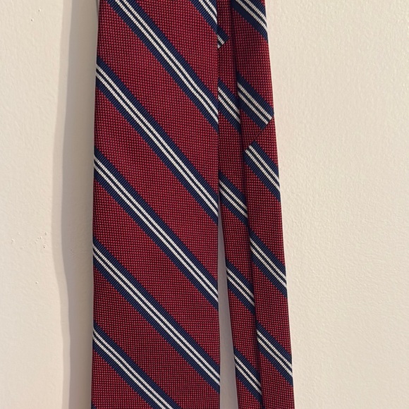 Brooks Brothers Red and Blue Striped Silk Tie - Picture 4 of 5